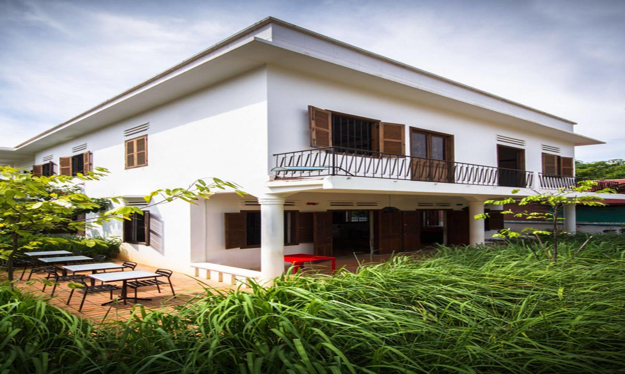Pages Rooms Hotel Sziemreap Kültér fotó